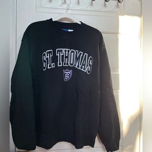 Black College sweatshirt.